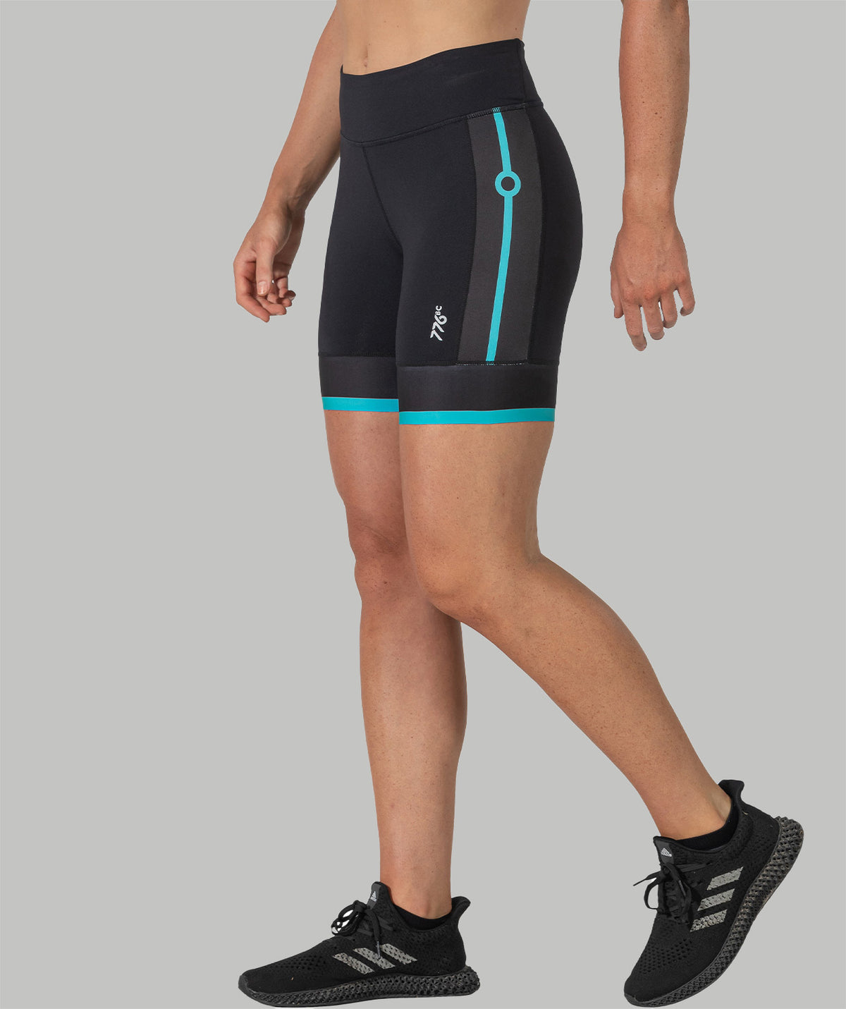 Women's Motion 2.0 Short - Black/Capri